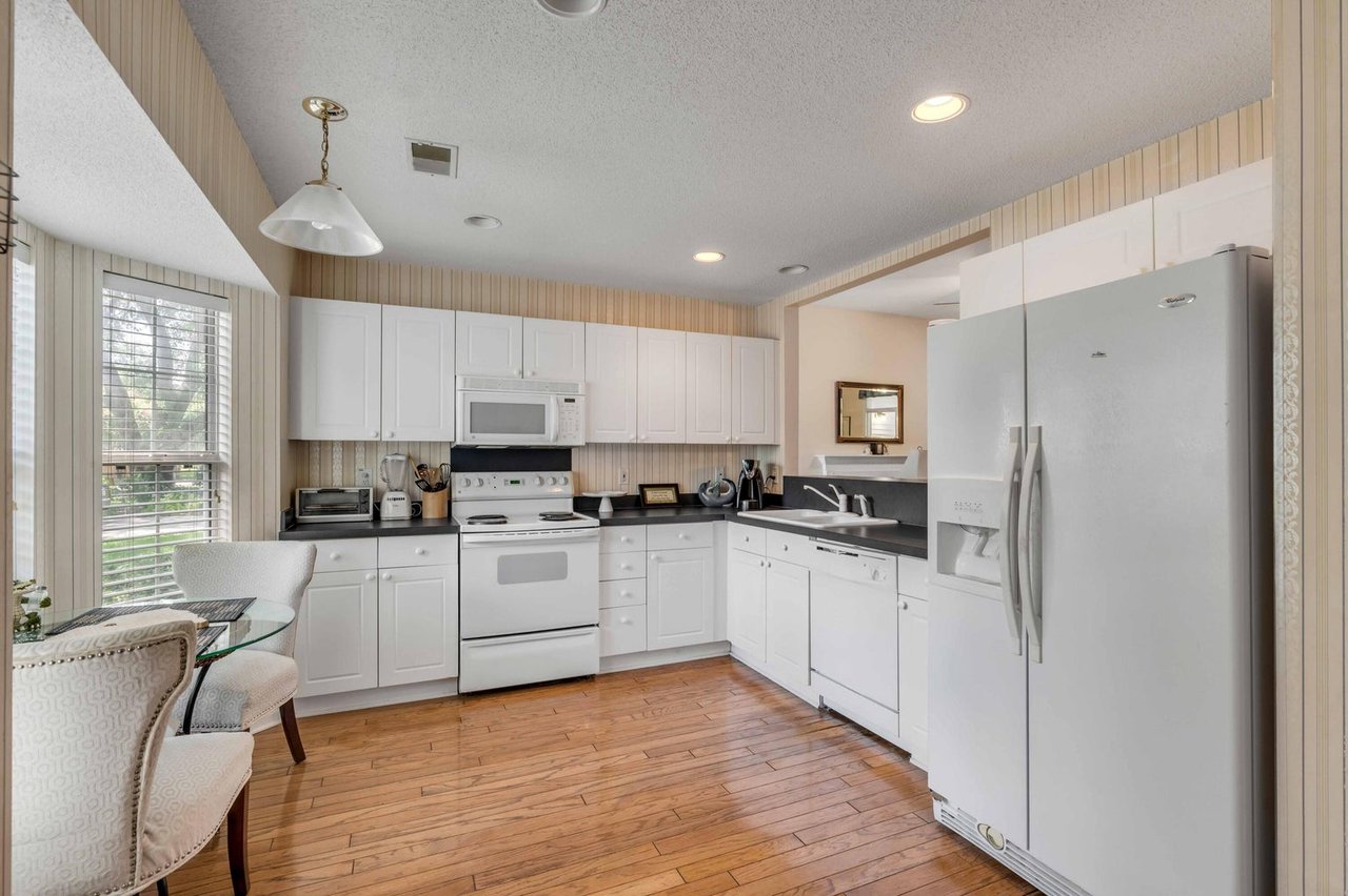 596 Carters Grove Rd