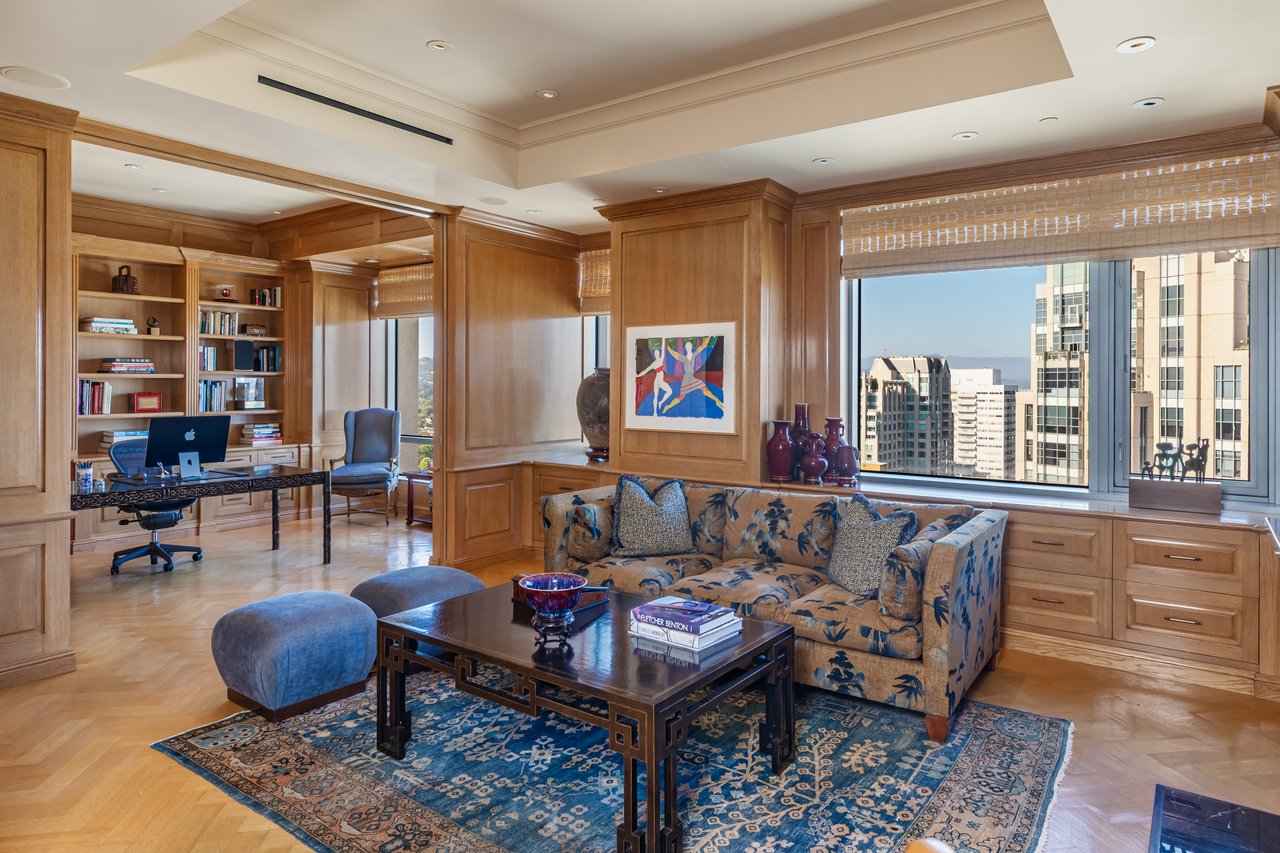 10800 Wilshire Blvd Unit: PH 2202, Wilshire Corridor