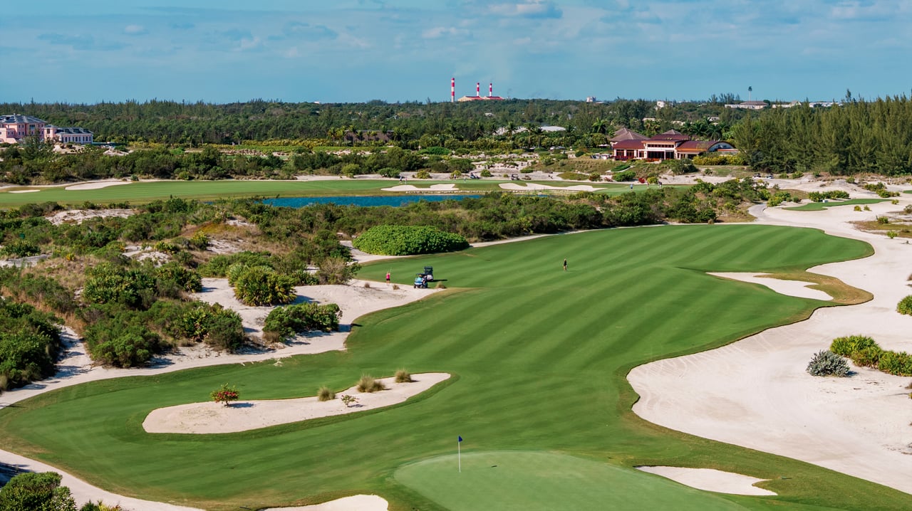 Villa Élan, A Contemporary Masterpiece in The Bahamas