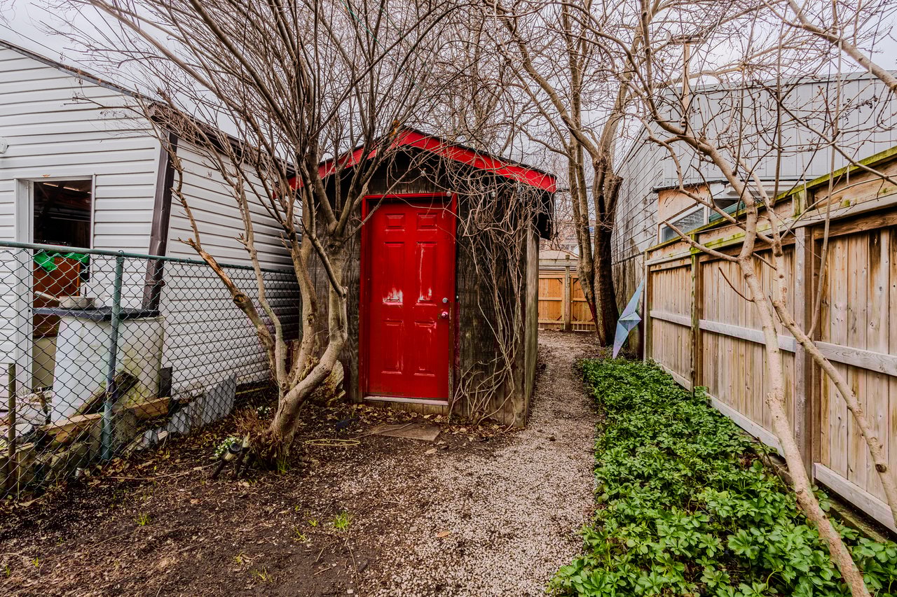 575 Lansdowne Ave