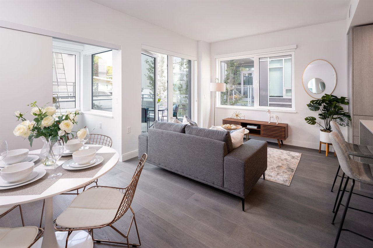 4932 Cambie St, #204