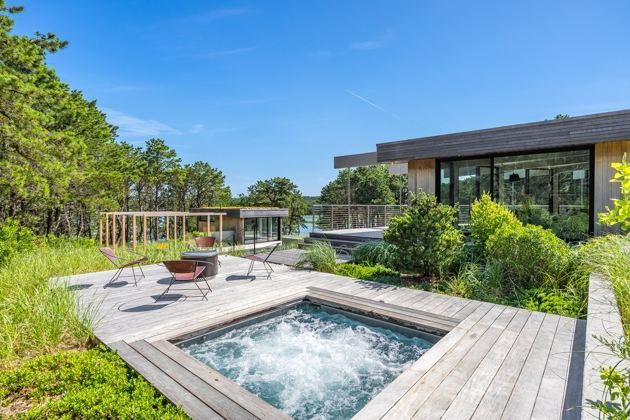 Cape Cod Modernist Masterpiece