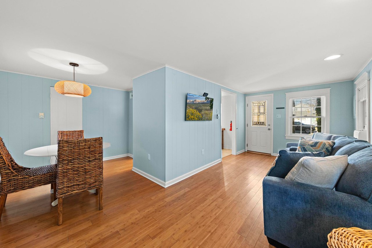 112 8th Street Beach Haven w/Cottage