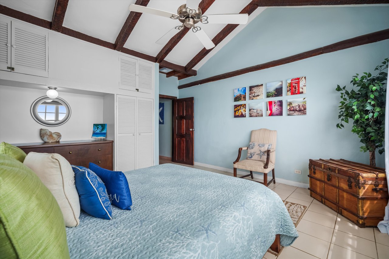 Water's Edge— A Turnkey Waterfront Estate