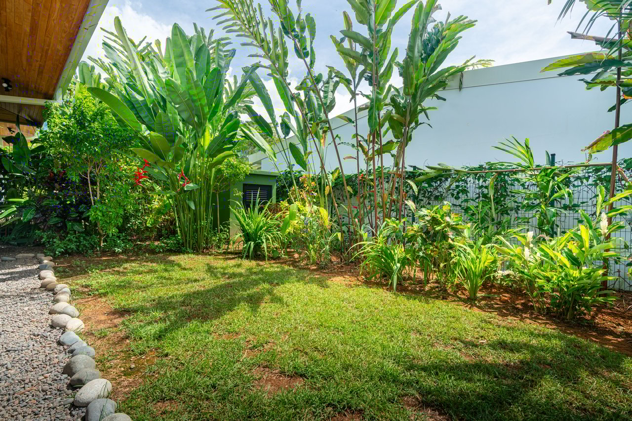 Live Effortlessly in the Heart of Ojochal