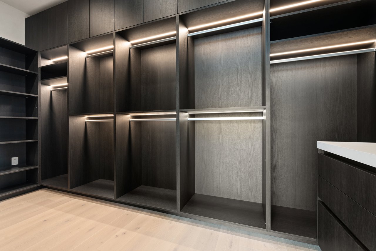 4909 Honey Daisy Way