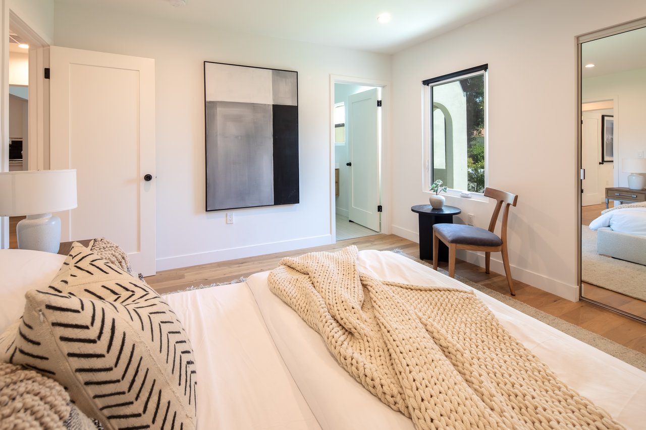 1363 S Curson Ave, Wilshire Vista