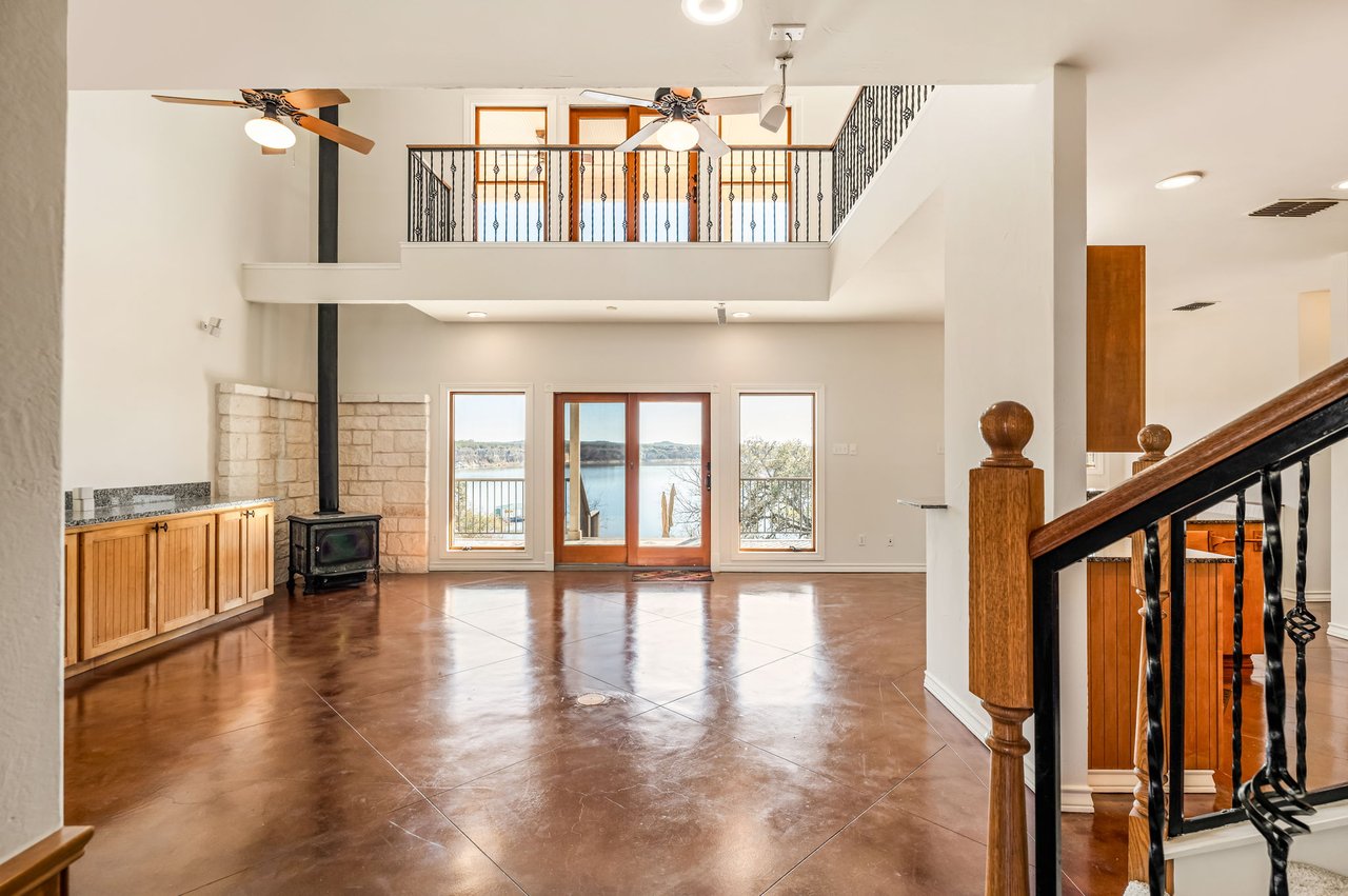 4300 Travis Peak Trail