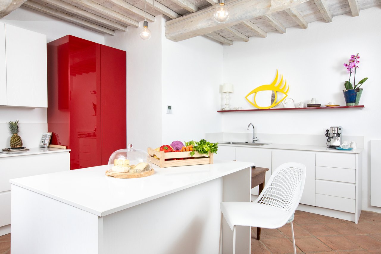 Country Luxury Home For Rent in Valdorcia