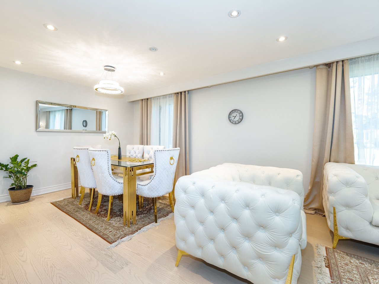 30 Foreht Crescent