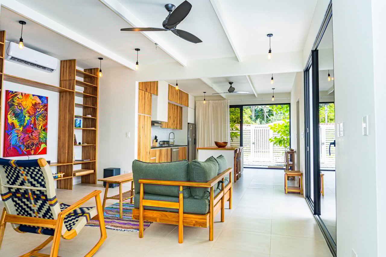 Modern Elegance Meets Tropical Lifestyle in Uvita