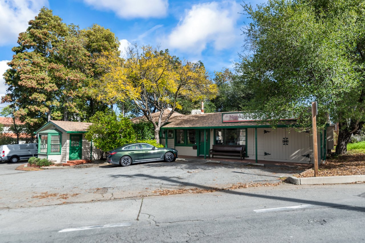 1,500 SF Catering Facility in Downtown Saratoga