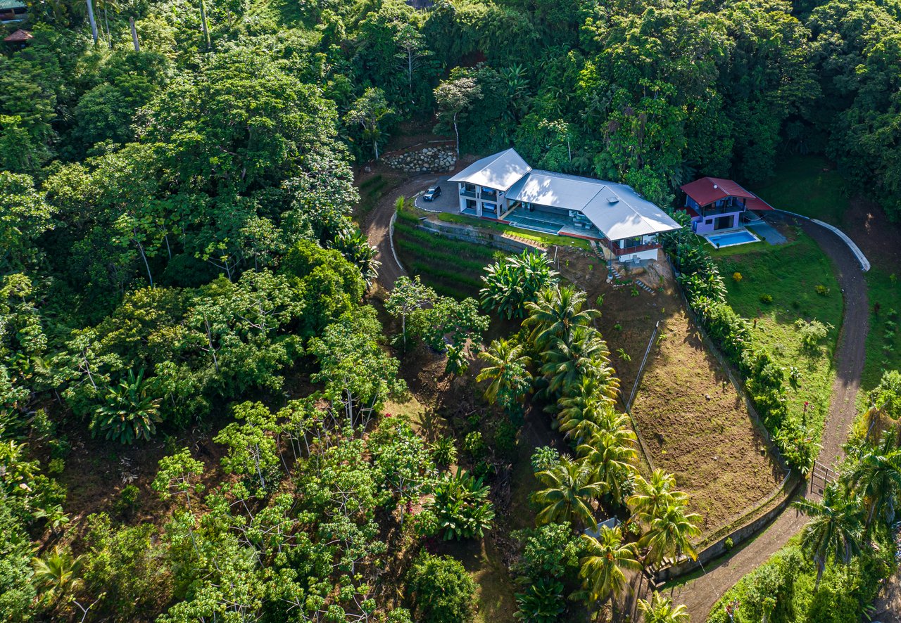 Beautiful Ocean View Casa Espiritu de la Jungla in Ojochal.  Accepting Bitcoin!
