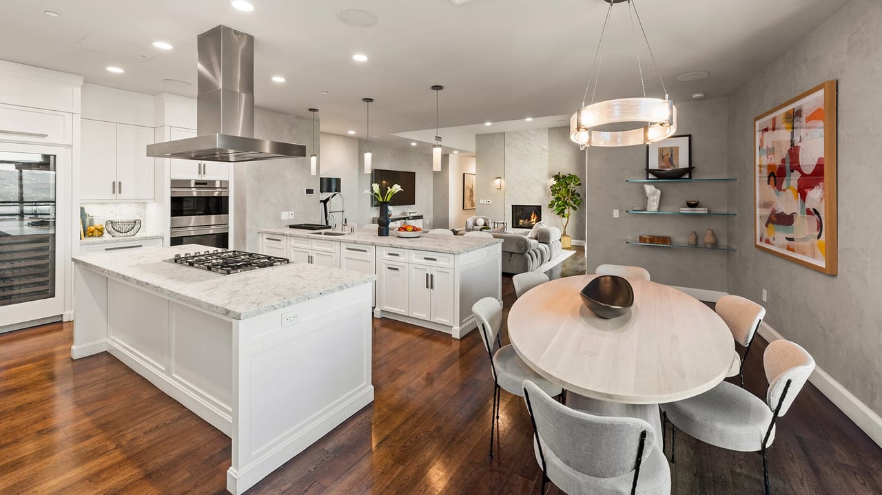 1 W Century Dr, #40PH