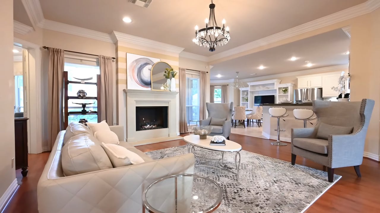 Explore Luxury: Stunning Mediterranean Home in Lakes of Parkway