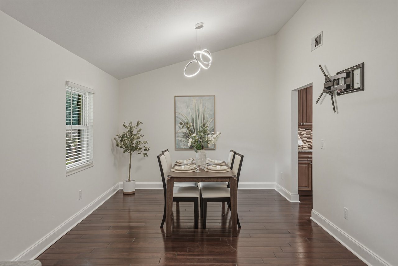 7601 Thunderhead Street