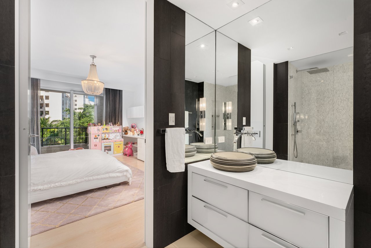 5134 Fisher Island Drive