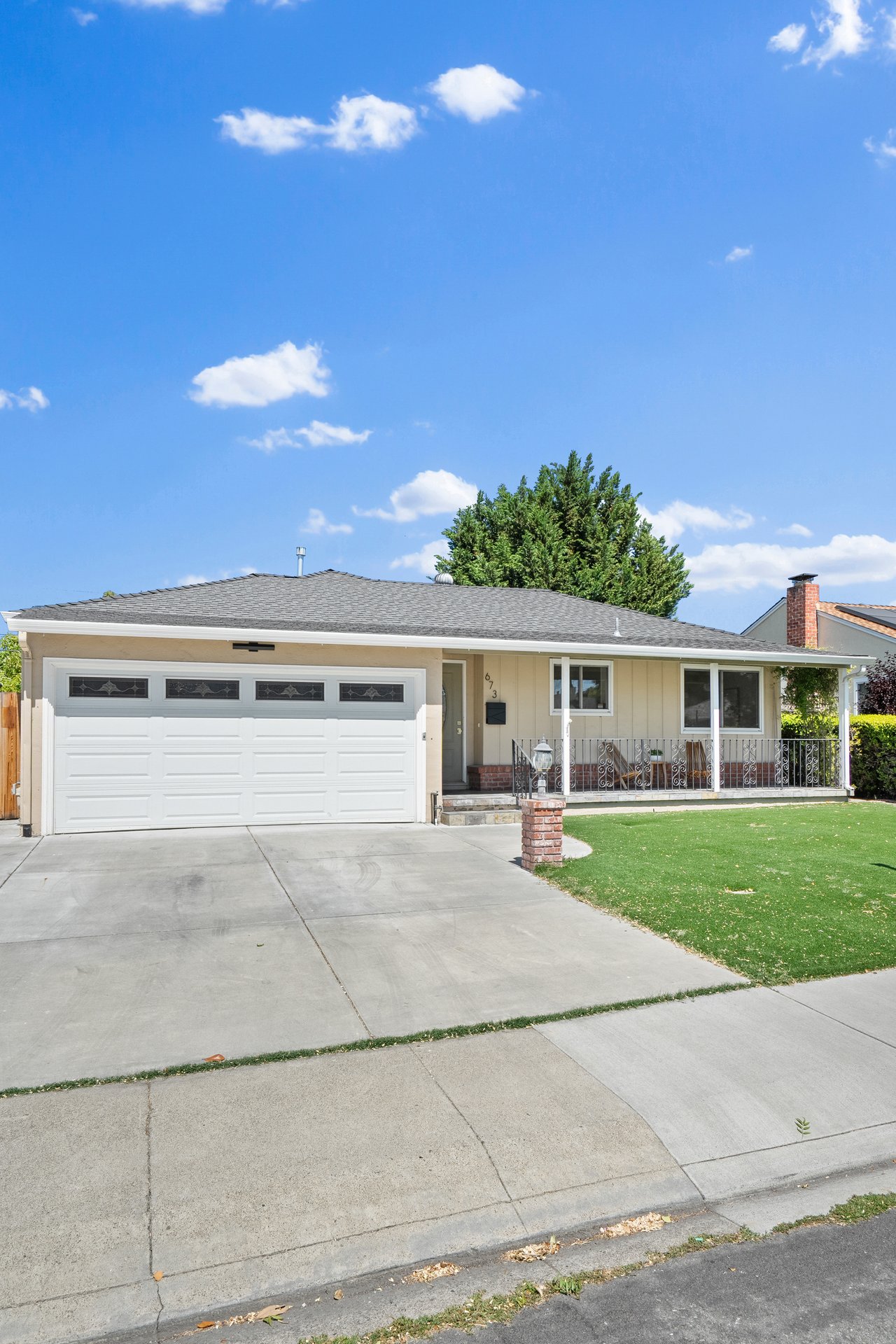 673 Salberg Avenue