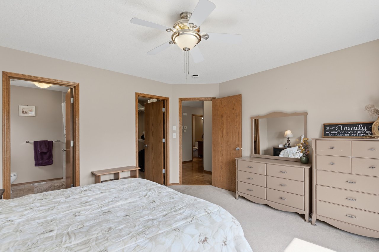 499 Highland Close