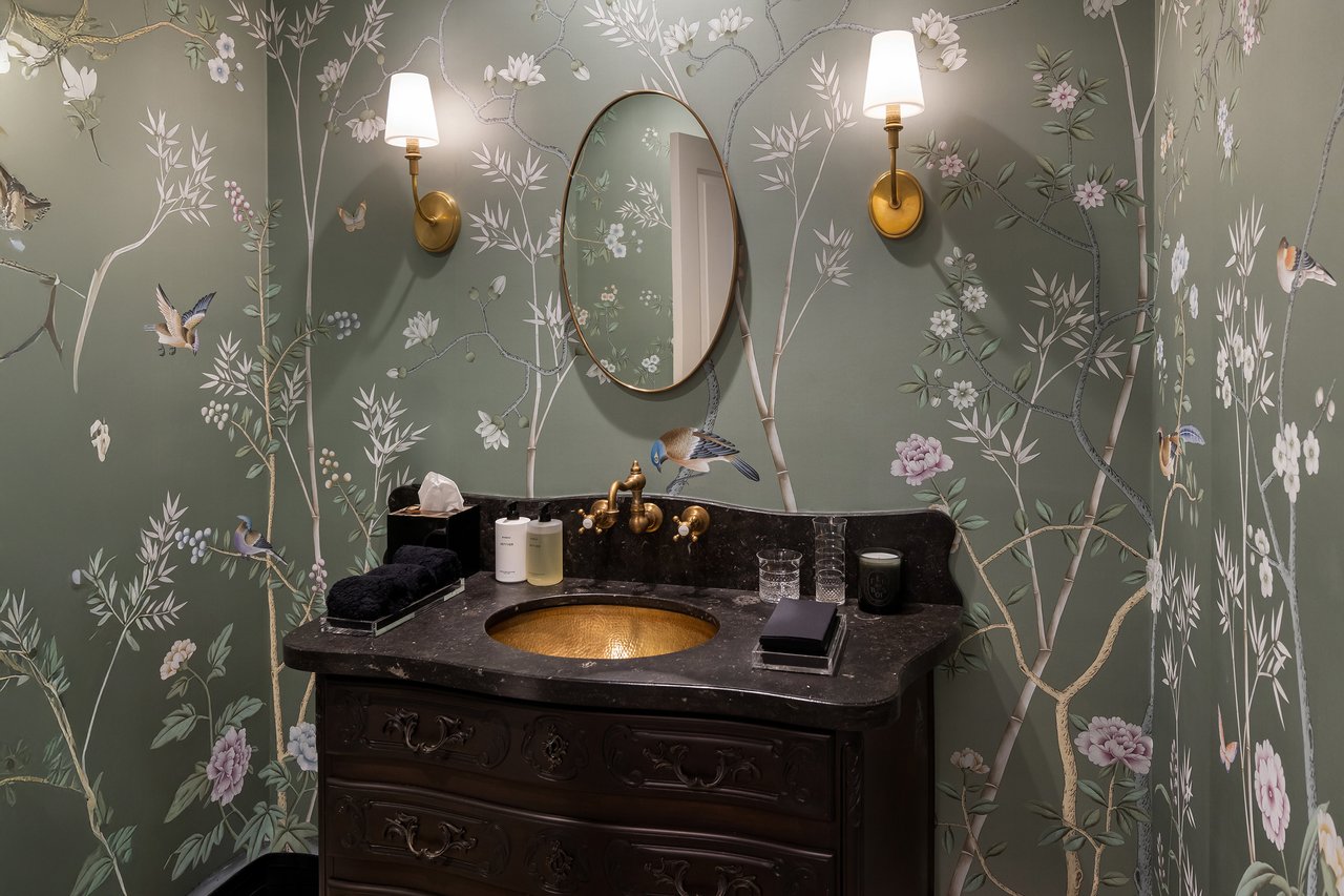 9541 Heather Rd, Beverly Hills