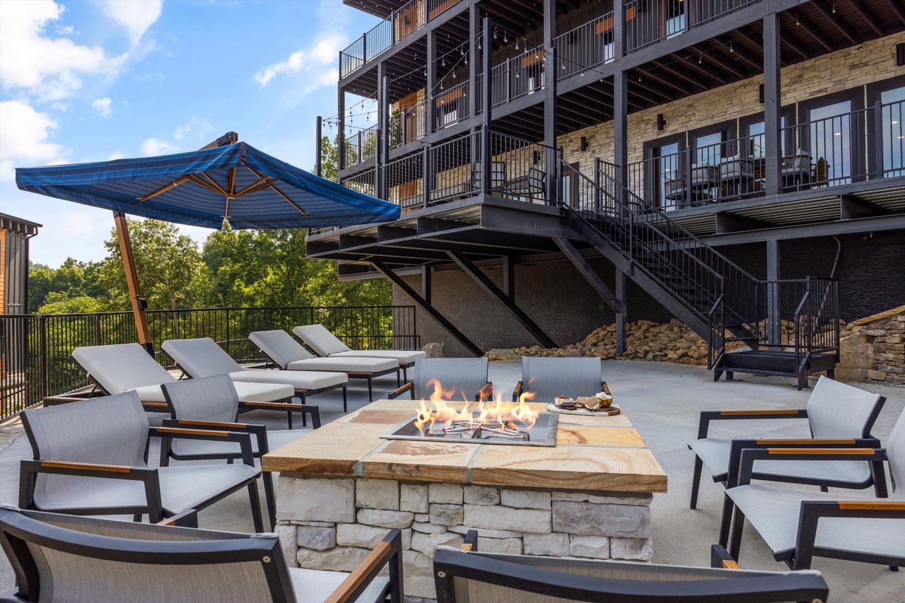 1362 Rambling Creek Way