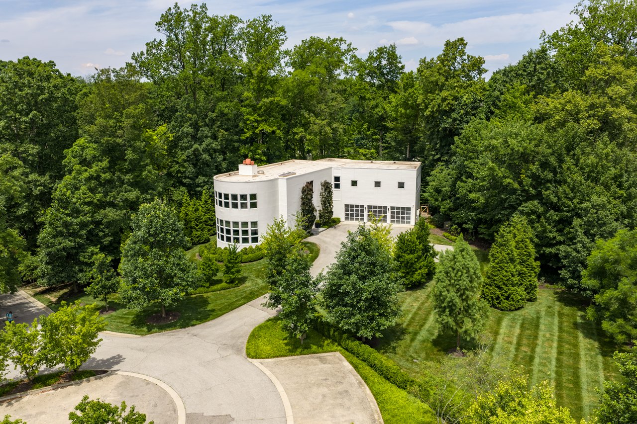 10565 Spring Mill Road