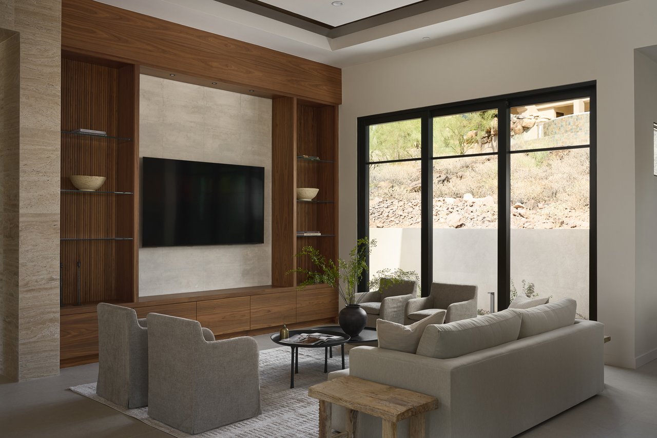 9619 N SOLITUDE Canyon