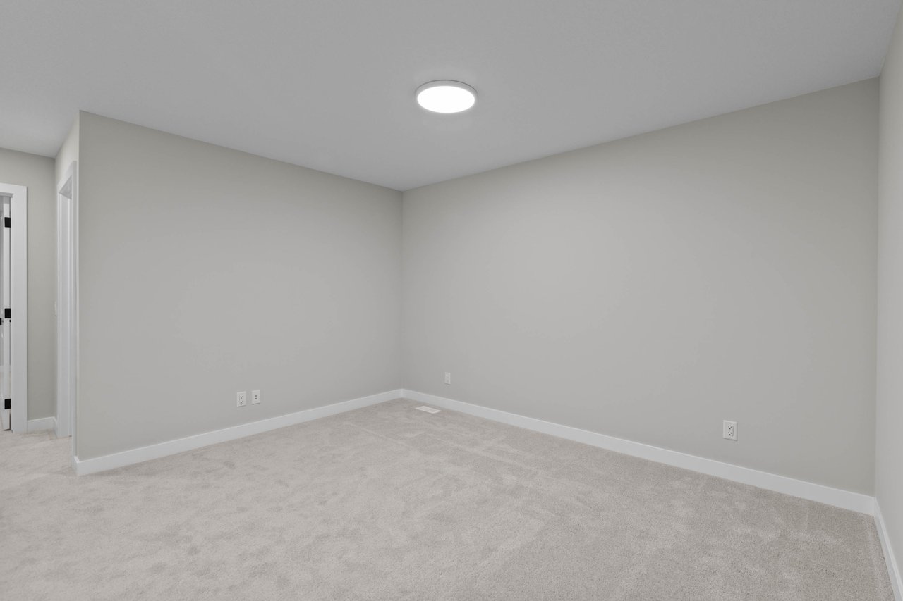 151 Belvedere Crescent SE