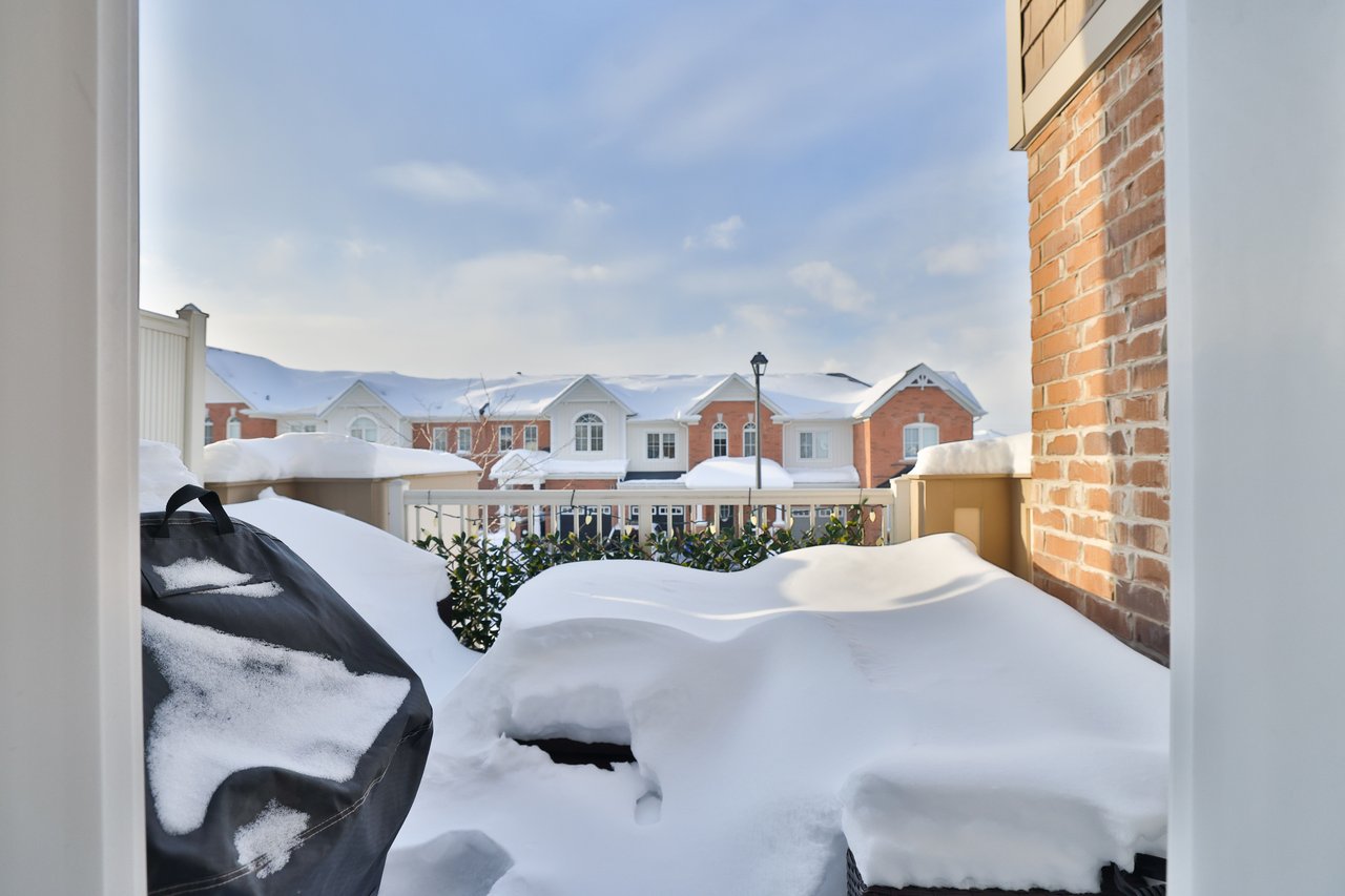 1133 Duignan Crescent, Milton