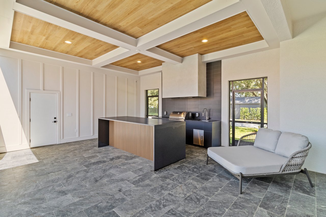 7706 Ficquette Rd- Windermere