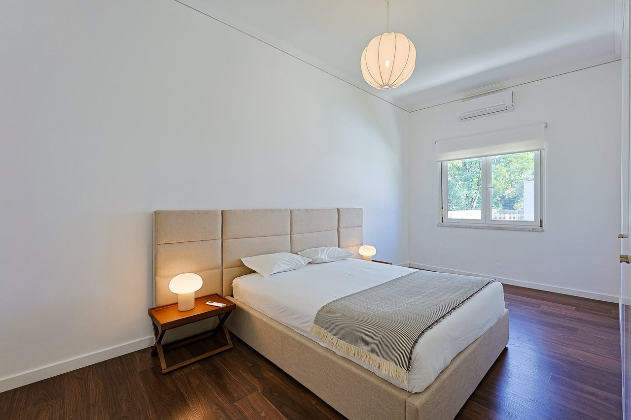 Stylish Renovated 5-Bedroom Villa with Pool in Monte Estoril’s Prestigious Avenida de Portugal