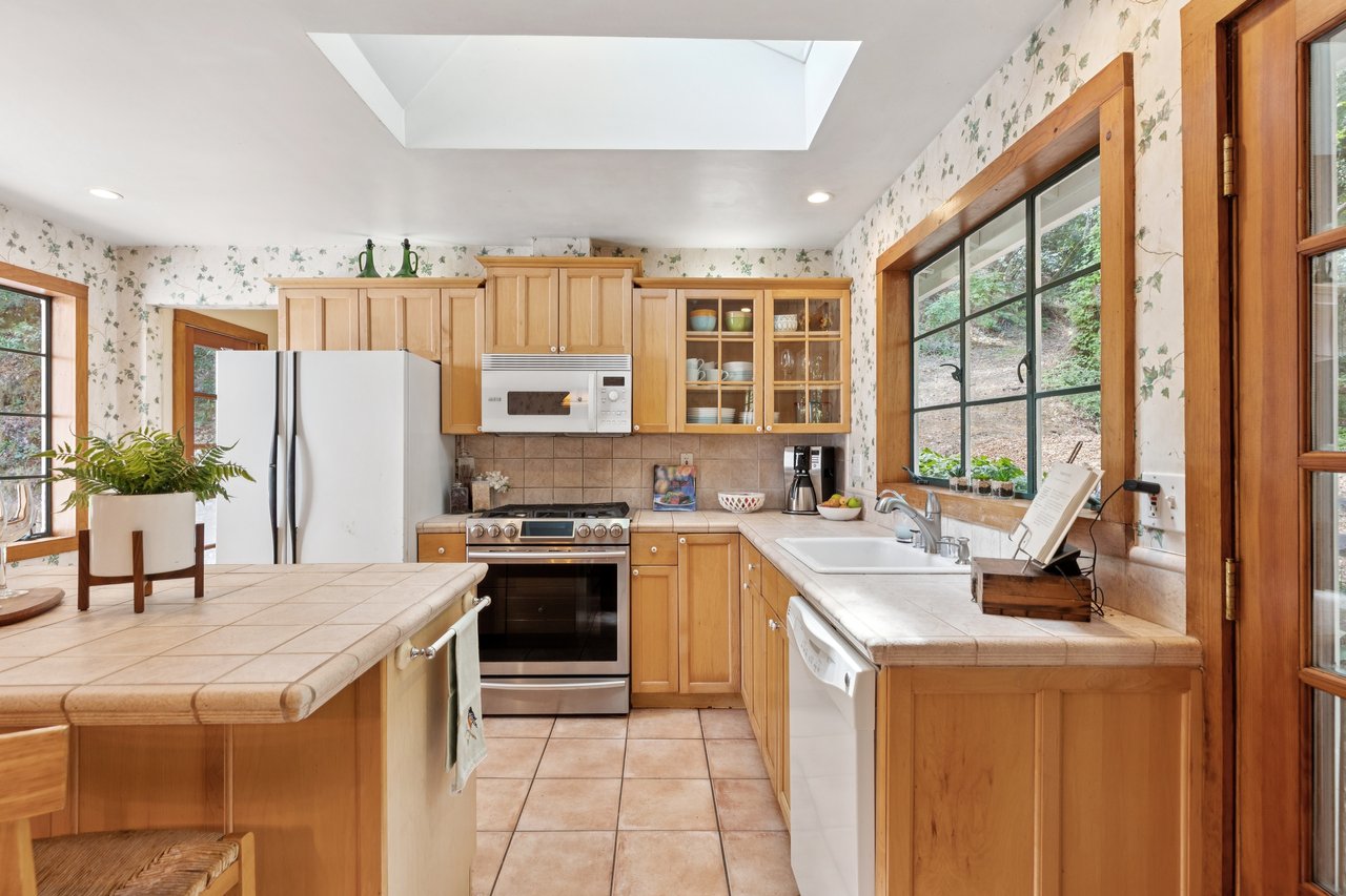 1311 W Dry Creek Road