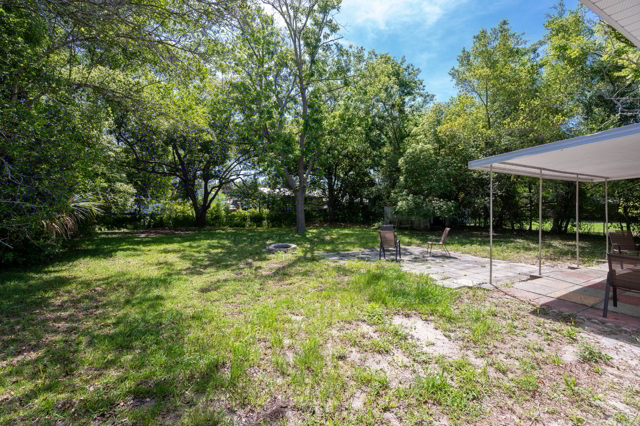 227 NORTH WHITNEY STREET