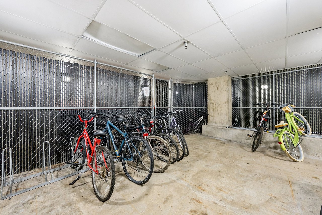 1111 11th St NW
