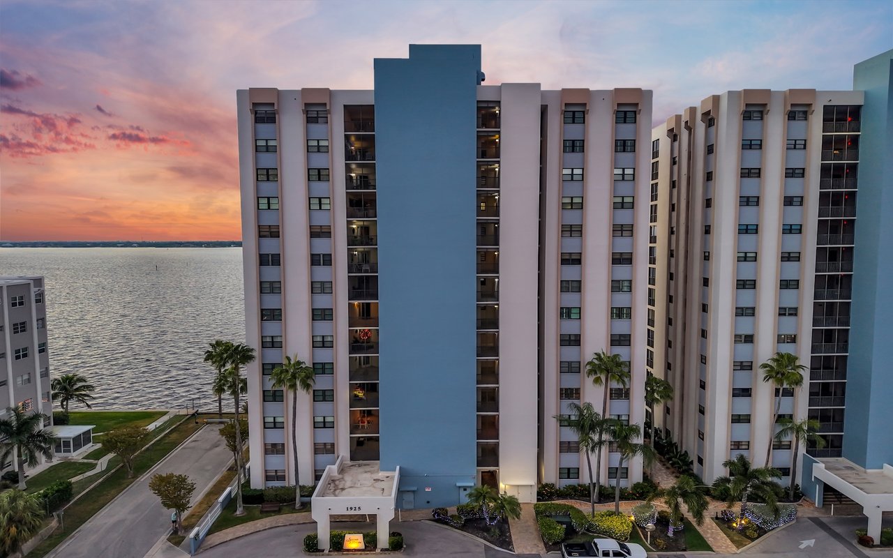 1925 Clifford St #1102