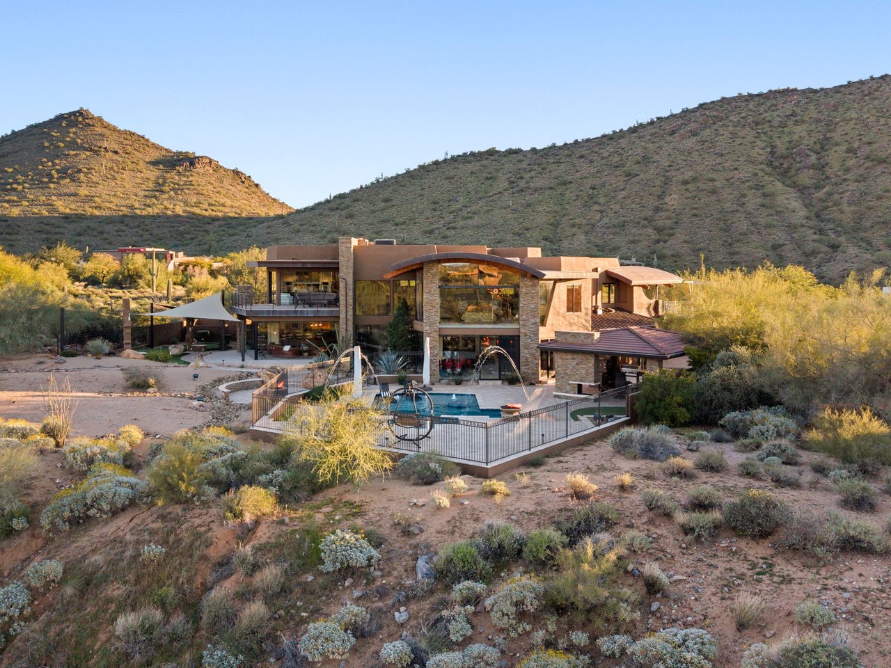10570 E Pinnacle Peak Road