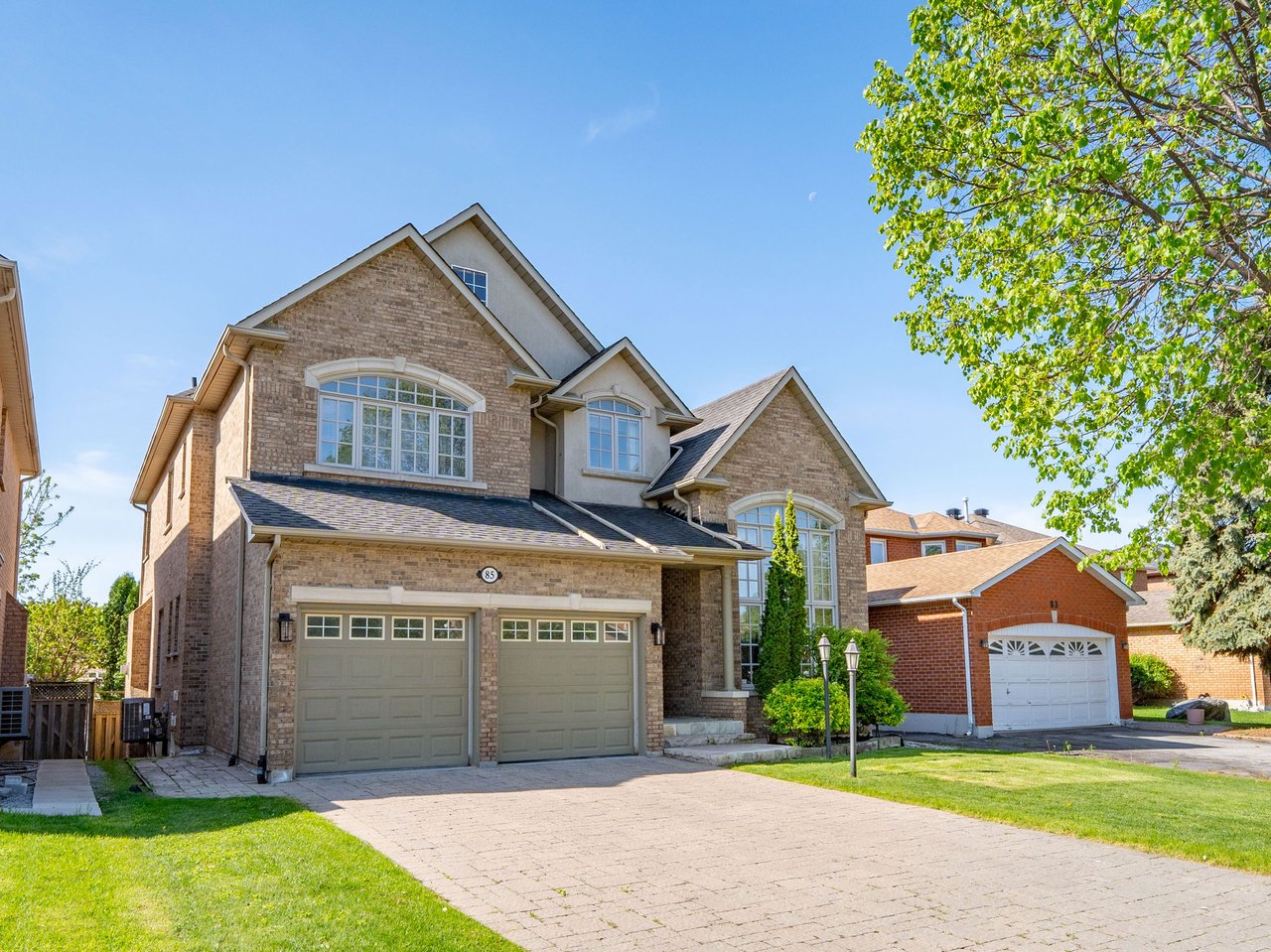 85 Lagani Ave