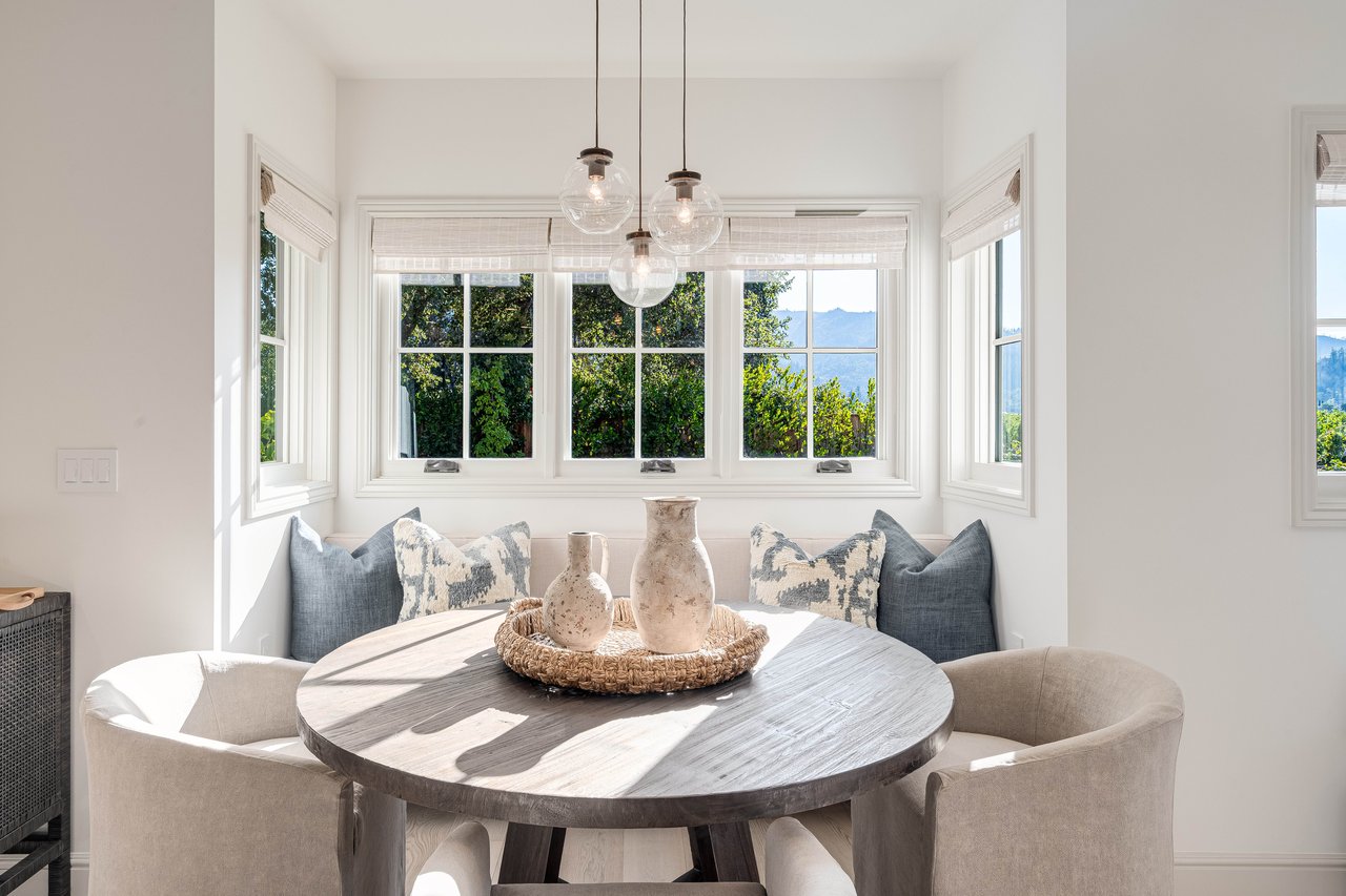 St. Helena Chic