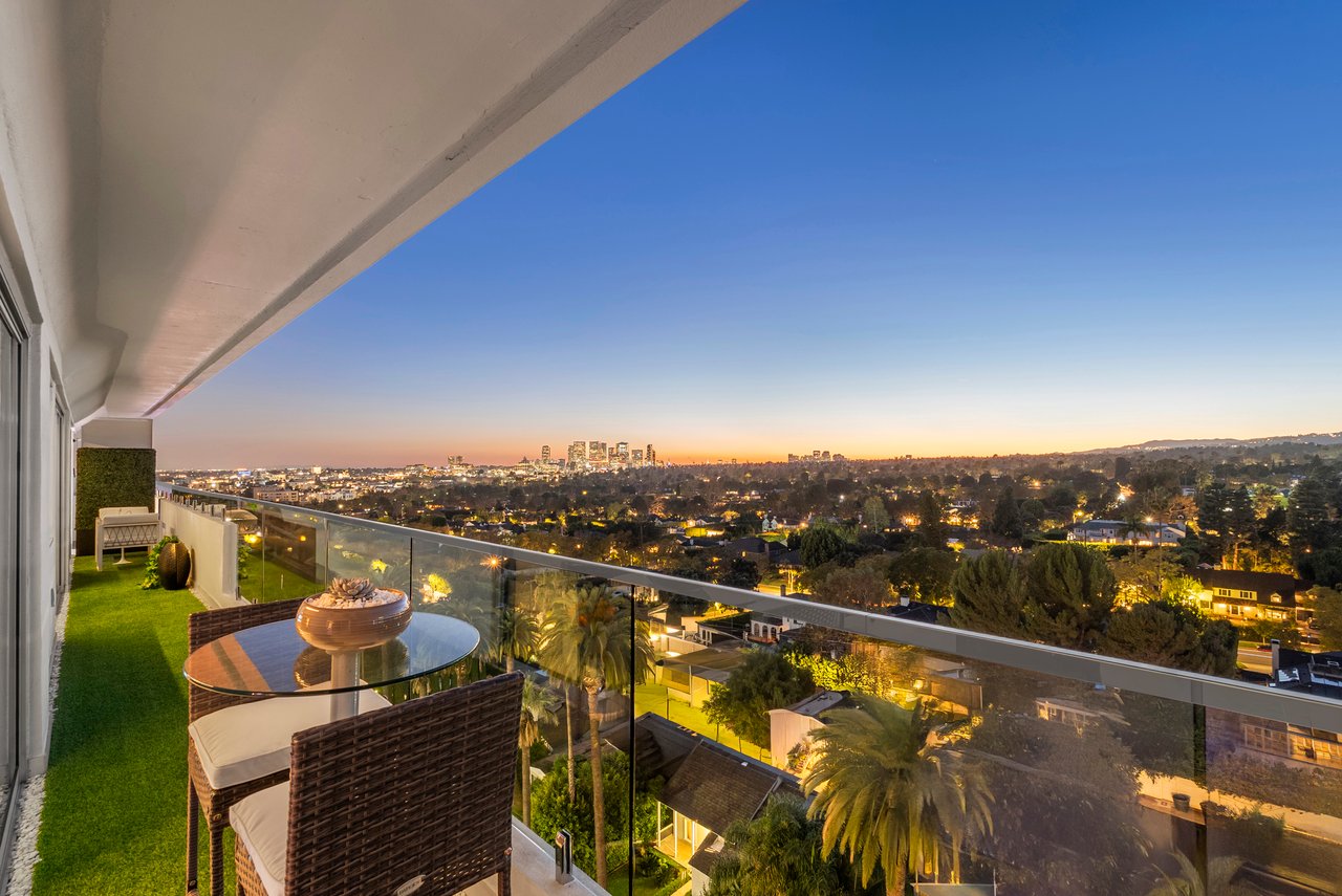 838 N Doheny Dr Unit: 1202, West Hollywood