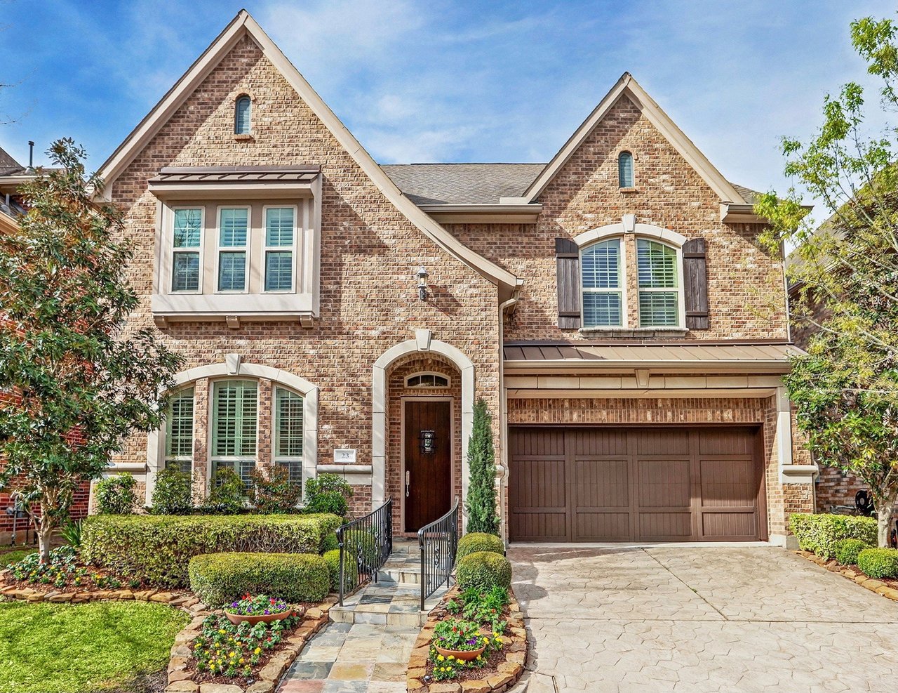 23 Windsor Ct