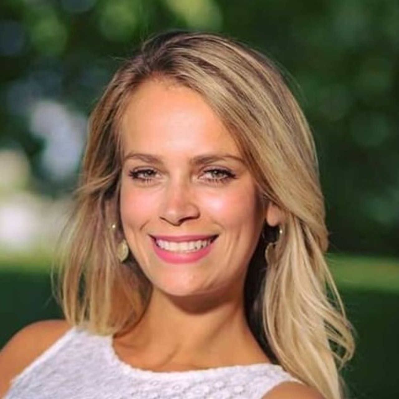 Johanna Sachs Costa Rica Real Estate Agent Headshot