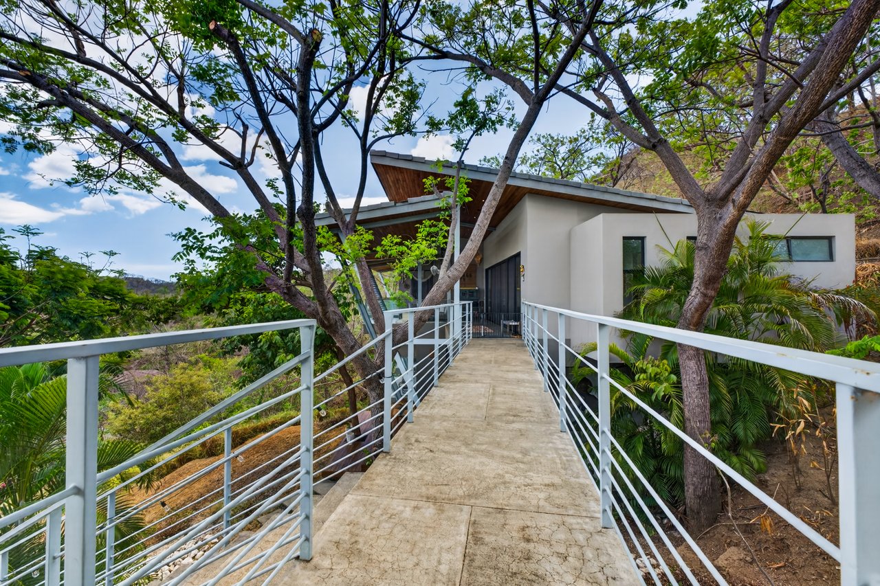 Casa Bosque y Mar | Luxury Ocean & Jungle Retreat in Las Ventanas, Playa Grande