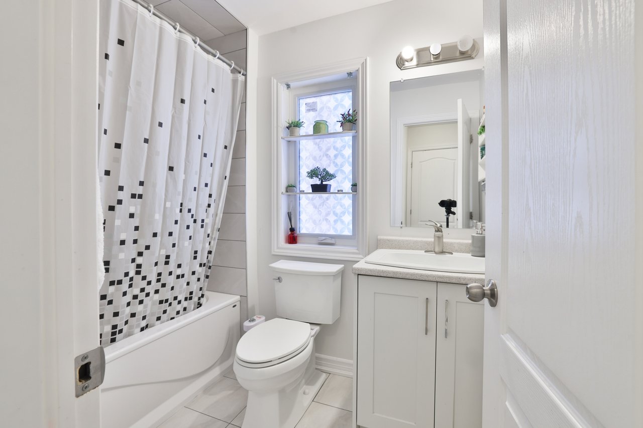 7214 Triumph Lane, Mississauga