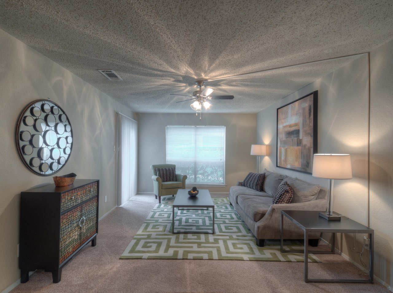 Central Austin living 2/2 - amazing convenience for residents!