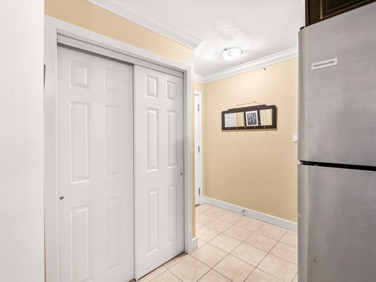 1310 Victoria St, #401