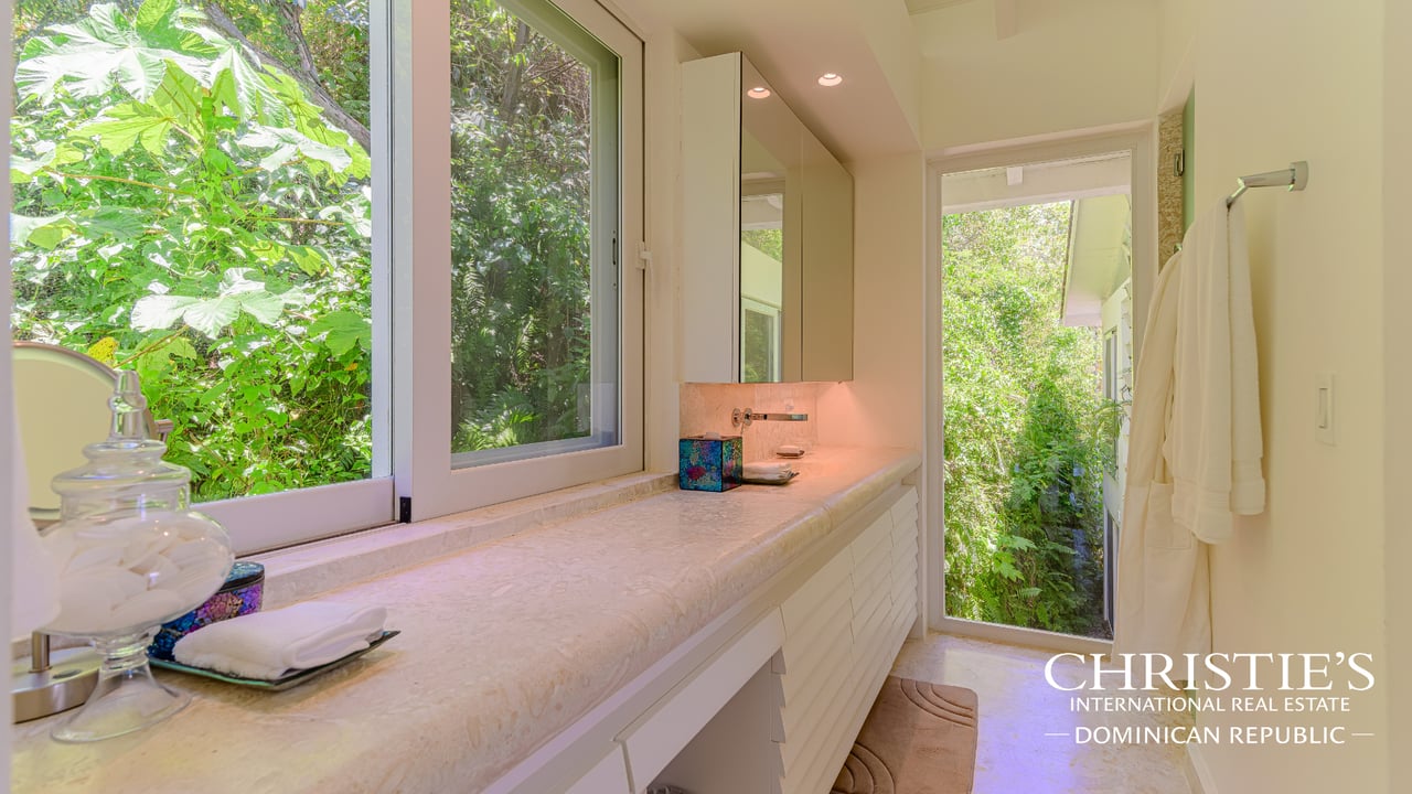 Luxury Ocean View Villa in the Puerto Bahía Resort Community