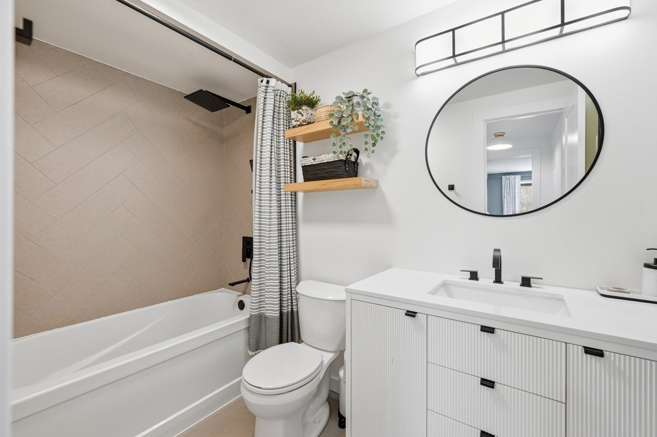 1181 Potters Wheel Cres, Oakville