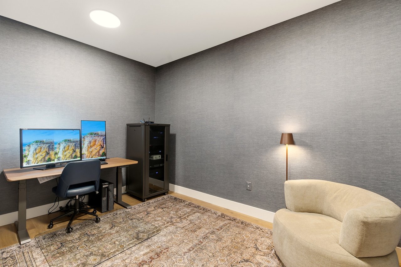 5000 N Camelback Ridge Drive 108