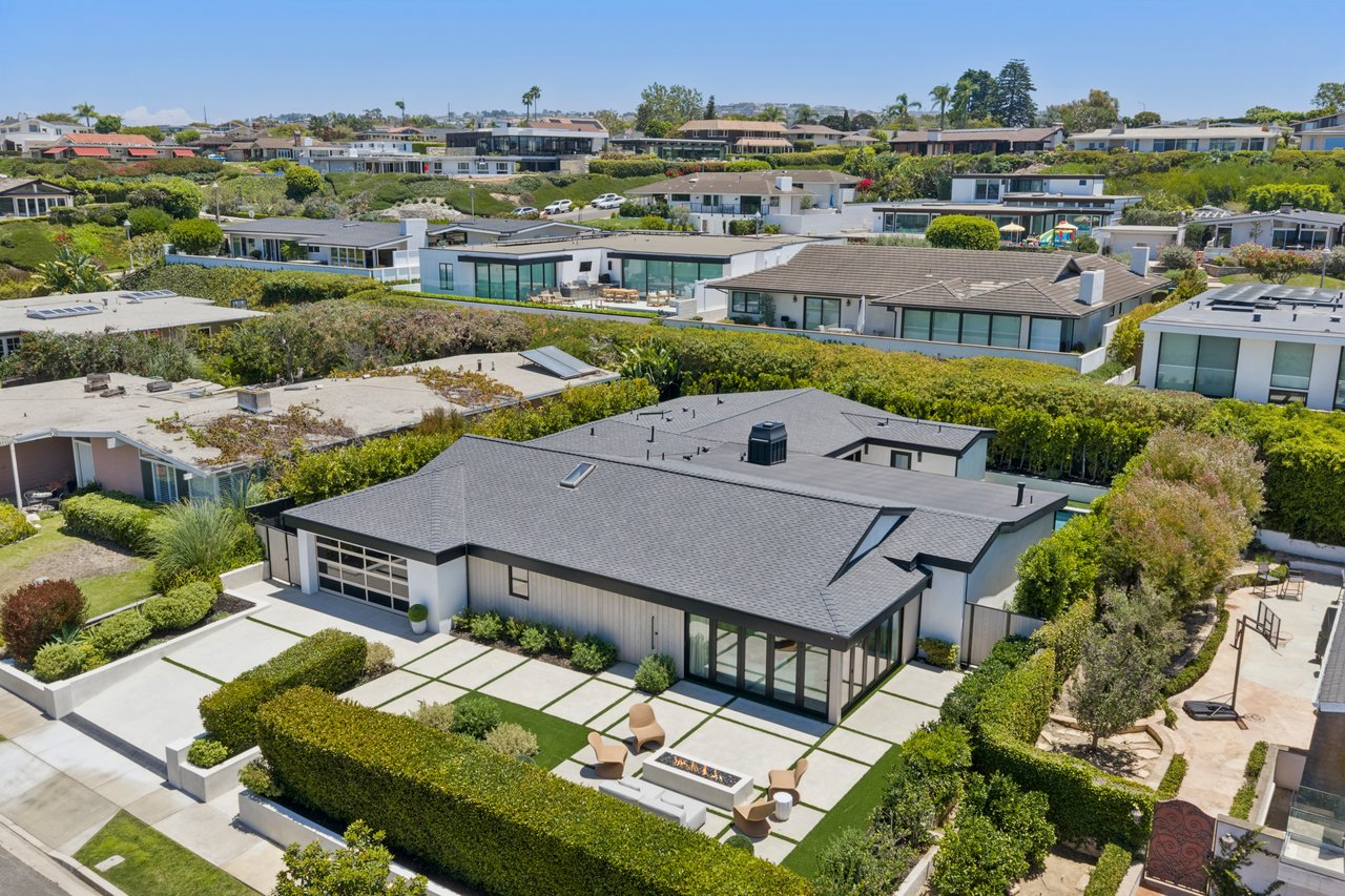 1120 White Sails Way