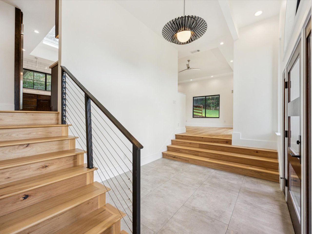 3911 Dry Creek DR